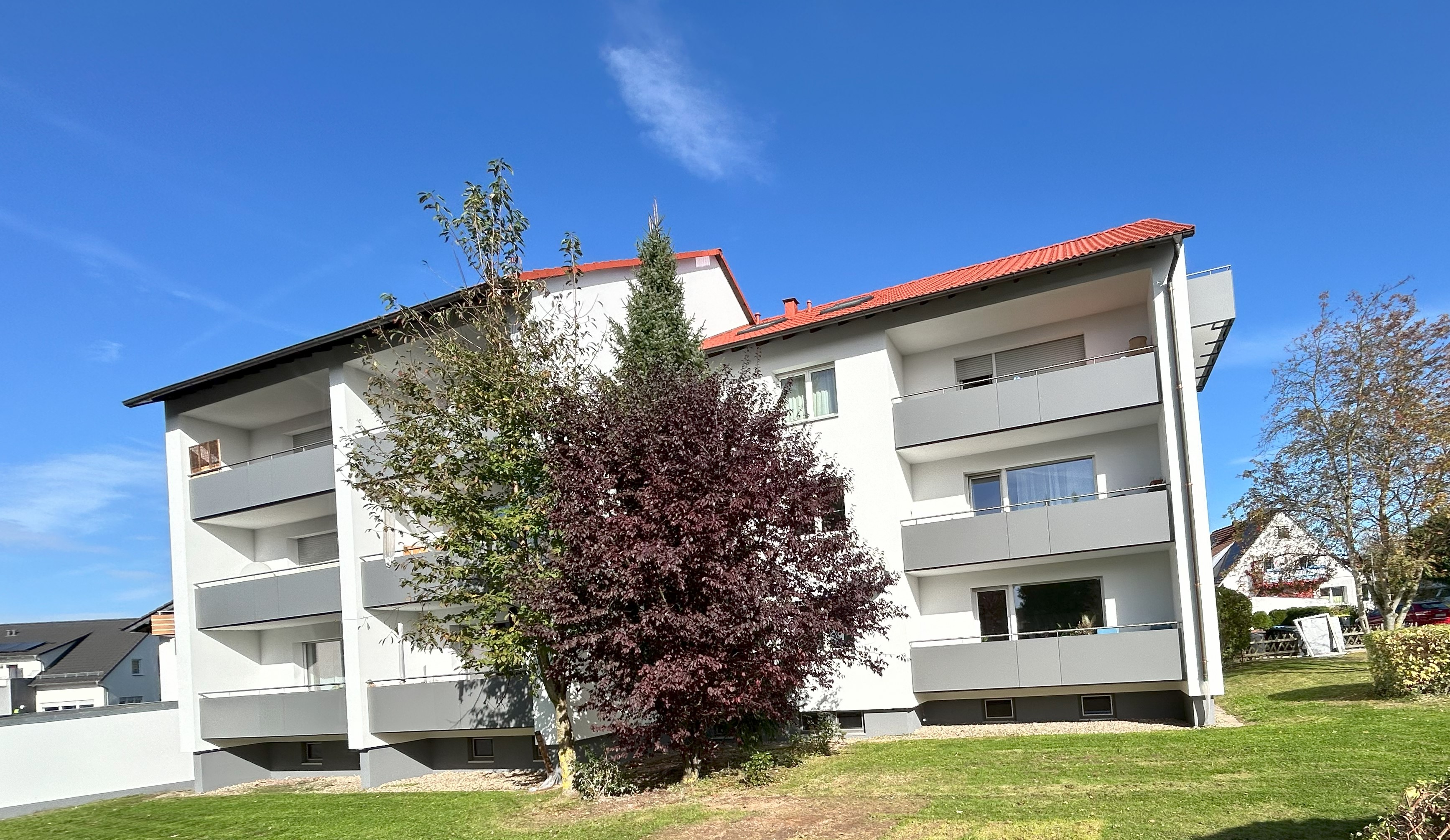 11-Parteienhaus in Petersberg