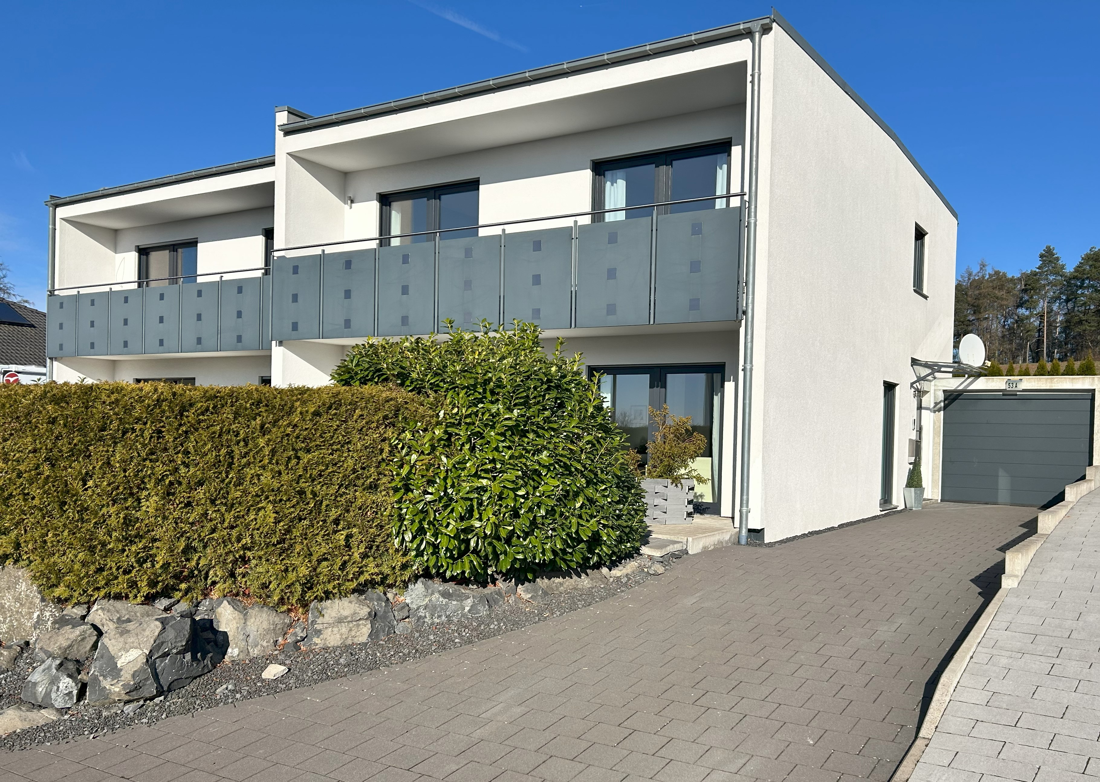 Doppelhaushälfte in Petersberg